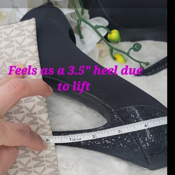 AUTHENTIC STEVE MADDEN HEELS SEXY COMFORTABLE RARE DESIGNER NWT - Picture 13 of 15